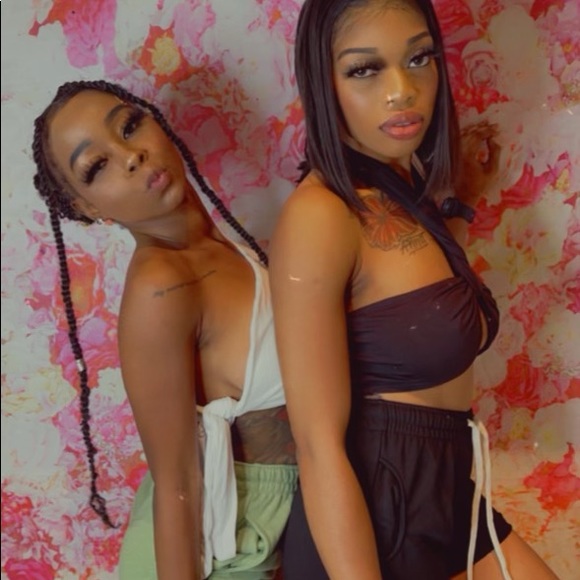 Shorts I have all these colors available you can pick up as well it can be ship - Picture 7 of 7